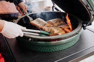 outdoor bbq smokers