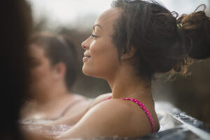 outdoor hot tubs in Chelan